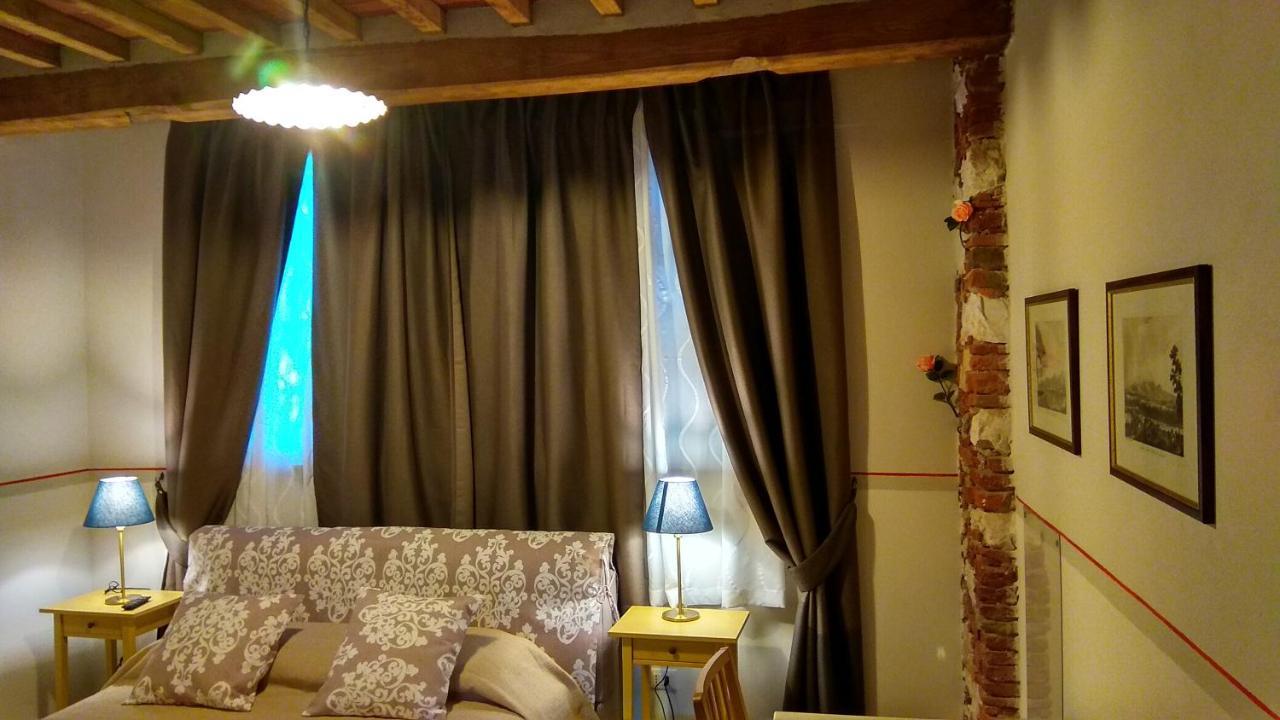 לינה וארוחת בוקר לוקה Le Rondini Di San Donato מראה חיצוני תמונה